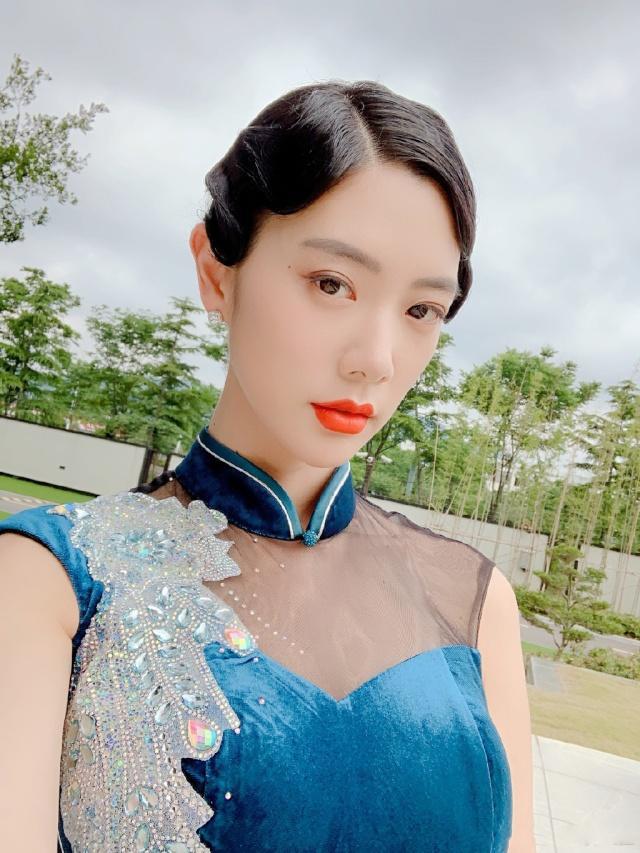 蛇蝎美人 有情趣直播ios版