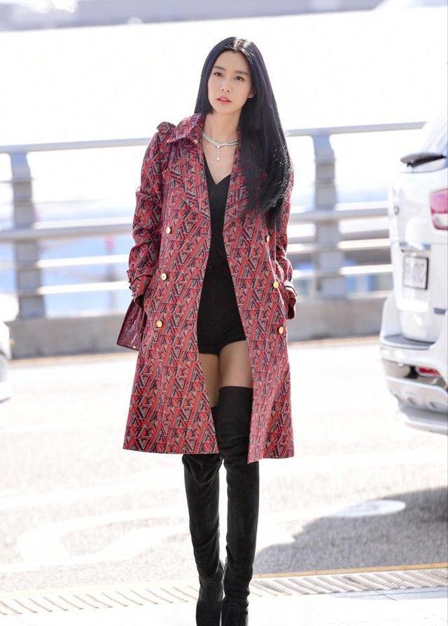 血红街道 有情趣直播ios版
